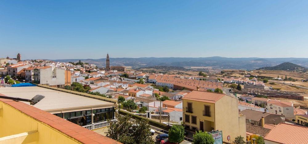 Hotel Los Templarios Jerez De Los Caballeros Zewnętrze zdjęcie